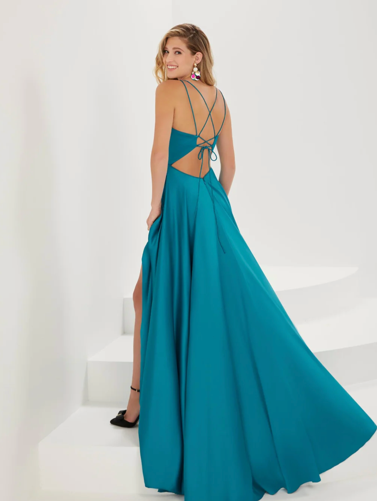 Miny Gown