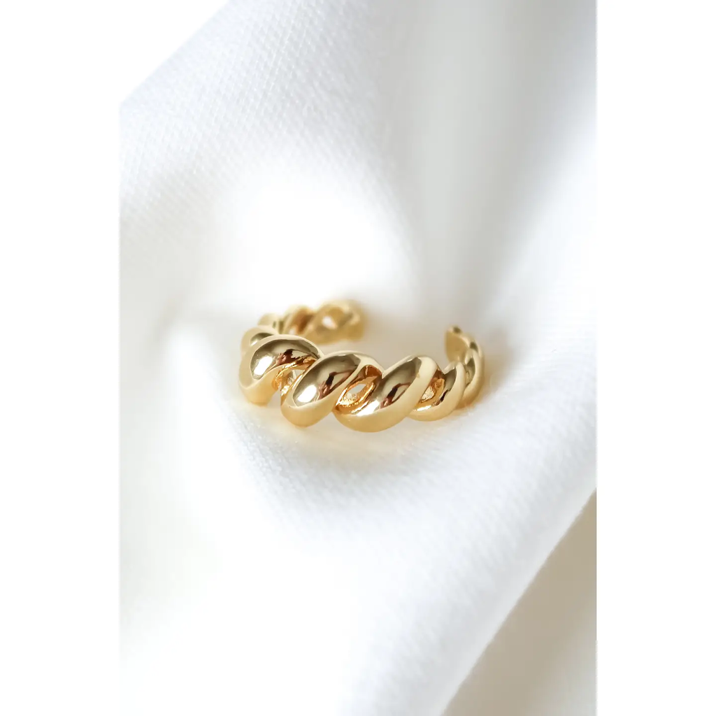 Spyra Ring