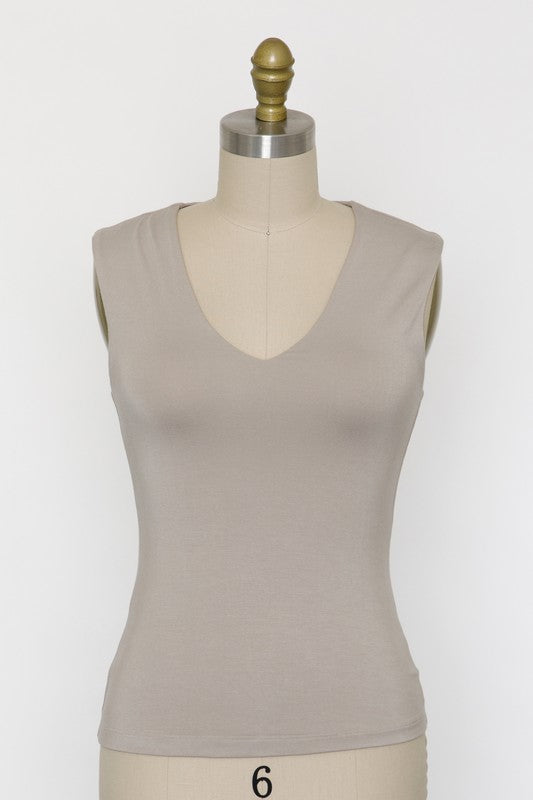 Talia Vneck Top