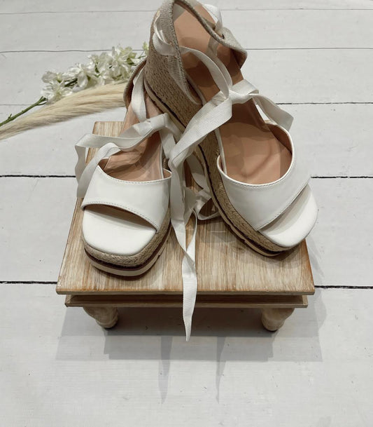 Elvira Lace Up Wedge