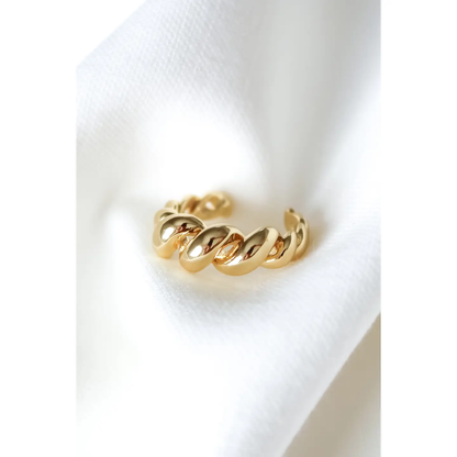 Spyra Ring