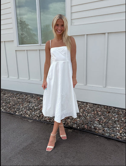 Cynthia Linen Midi Dress